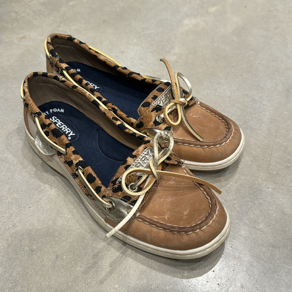 7.5 Leopard Gold Sperry Topsiders